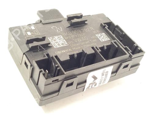 electronic-module-audi-a4-b8-avant-8k5-2007-2008-2009-2010-2011-2012-2013-2014-2015-2016-2017-28093924 main image