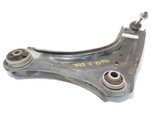 Used Left front suspension arm RENAULT LATITUDE (L70_) 2.0 dCi 150 (L70H) (150 hp) 9824082