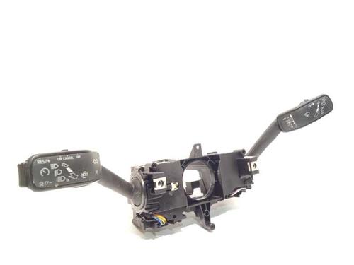 Used Steering column stalk SEAT IBIZA V (KJ1, KJG) 1.6 TDI (95 hp) 8929543