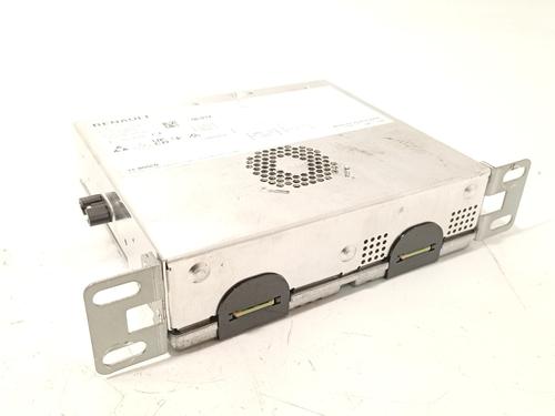 Used Radio RENAULT ARKANA I (LCM_, LDN_) 1.6 E-TECH 145 (LDMU) (143 hp) 32189349