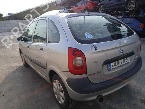 Right headlight CITROËN XSARA PICASSO (N68) 2.0 HDi | BP14967639C29