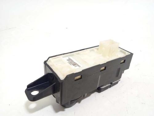 Switch PEUGEOT 208 I (CA_, CC_) 1.2 VTI 82 | BP13367312I30 