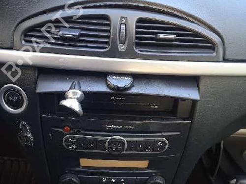 Right headlight RENAULT LAGUNA II (BG0/1_) 2.2 dCi (BG0F) | BP16471082C29 