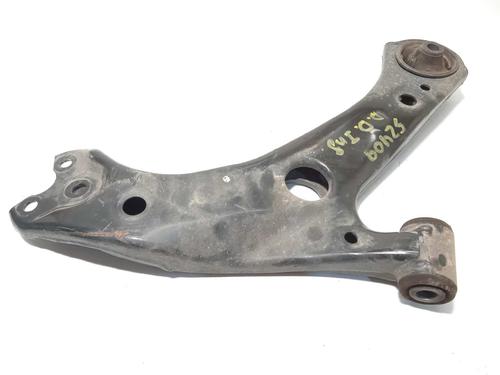 Used Right front suspension arm TOYOTA COROLLA Hatchback (_E21_, _EA1_, _EH1_) 2.0 Hybrid (MZEH12) (180 hp) 17662511