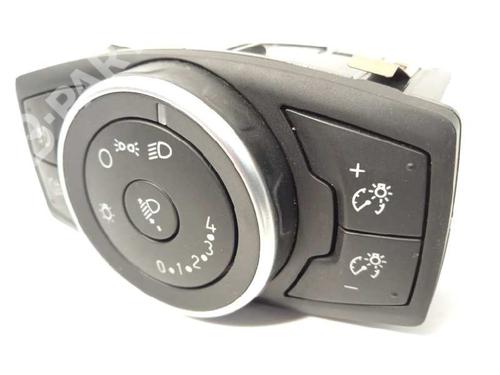 Used Headlight switch FORD FOCUS III 1.6 TDCi (115 hp) 6826296