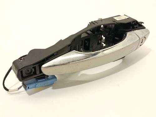 Used Front left exterior door handle Front left exterior door handle DS DS 7 Crossback (J4_, JR_, JC_) E-TENSE 225 (J4DGZU, J45GQU) (224 hp) 38950600 38950600