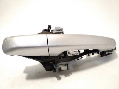 Used Rear right exterior door handle Rear right exterior door handle LAND ROVER RANGE ROVER EVOQUE (L538) 2.0 D (150 hp) 5116048 5116048