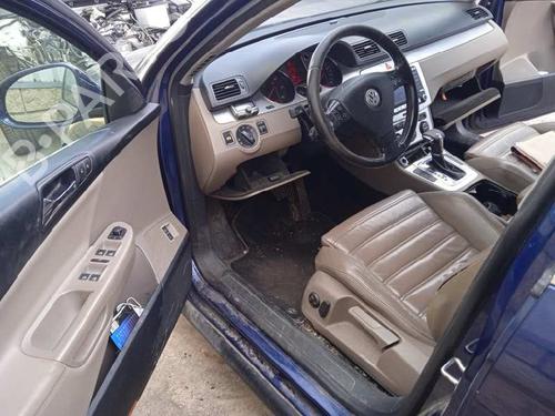 Left front fog light VW PASSAT B6 Variant (3C5) 2.0 TDI 16V | BP15800500C30 