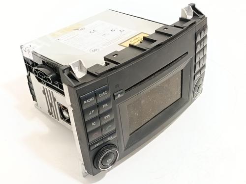 radio-mercedes-benz-a-class-w169-2004-2005-2006-2007-2008-2009-2010-2011-2012-36838060 main image