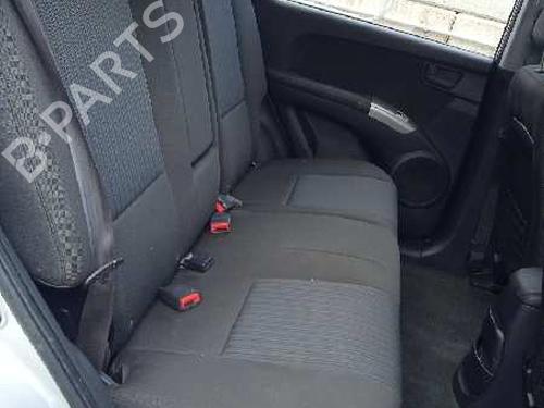 Left headlight KIA SPORTAGE II (JE_, KM_) 2.0 i 16V | BP16767154C28