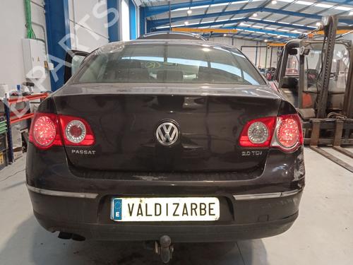 Right headlight VW PASSAT B6 (3C2) 2.0 TDI 16V | BP33873570C29  - Image 23