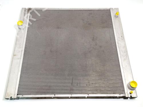water-radiator-land-rover-range-rover-iii-l322-44-4x4-pcc000850-xh428005ba-2002-2003-2004-2005-2006-2007-2008-2009-2010-2011-2012-20709871 main image