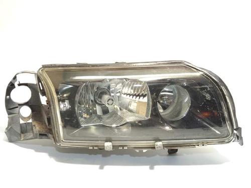 Højre forlygte VOLVO S80 I (184) D5 (163 hp) 6548228