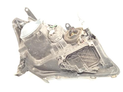 Left headlight TOYOTA AVENSIS Saloon (_T25_) 2.0 D-4D (ADT250_, ADT250R) | BP27681809C28