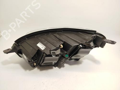 Right headlight PEUGEOT EXPERT Bus (V_)  | BP29401557C29 