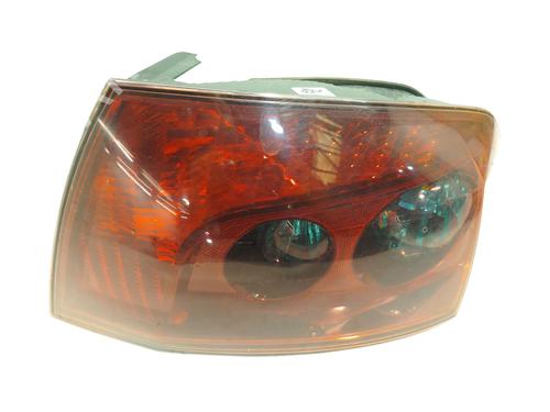 Right taillight PEUGEOT 407 (6D_) 2.0 HDi 135 (6DRHRH, 6DRHRE, 6DRHRG, 6DRHRJ) | BP28217874C35 