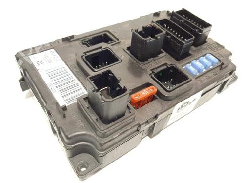 Used Fuse box Fuse box PEUGEOT 407 (6D_) 2.0 HDi 135 (6DRHRH, 6DRHRE, 6DRHRG, 6DRHRJ) (136 hp) 10227063 10227063