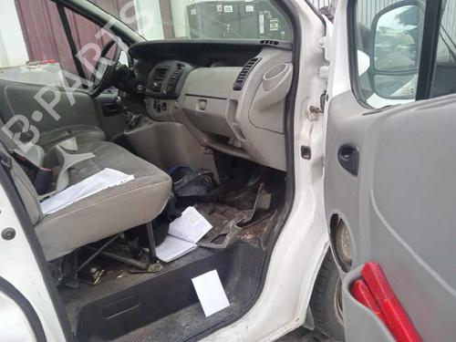 Left front door NISSAN PRIMASTAR Van (X83) 2.0 dCi 115 | BP12126776C2 