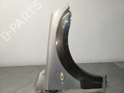 Used Right front fenders KIA SORENTO I (JC) 2.5 CRDi 4WD (140 hp) 5650921