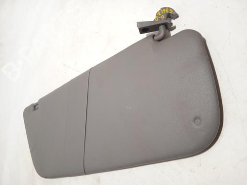 Used Right sun visor Right sun visor 33319278 33319278