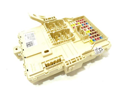 Used Fuse box Fuse box 39268786 39268786