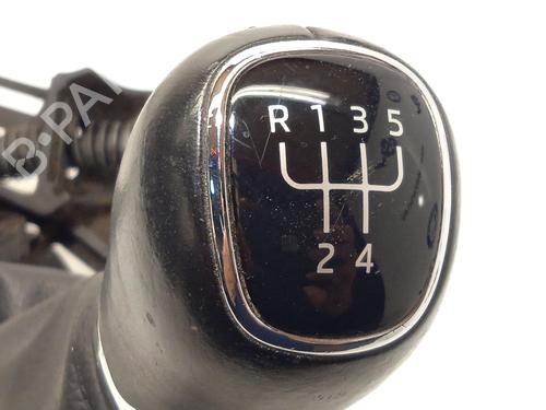 Gear lever SKODA OCTAVIA III Combi (5E5, 5E6) 1.6 TDI | BP19647264M90 