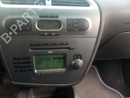 Left front window switch SEAT LEON (1P1) 1.4 TSI | BP26446023I27 - Image 30
