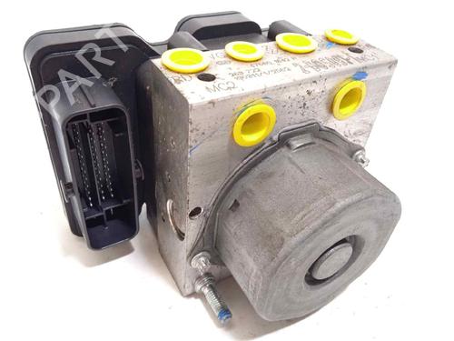 Used ABS pump DACIA LOGAN MCV II 1.5 Blue dCi 95 (K8JL) (95 hp) 26208068