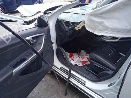 Electronic module VOLVO V60 I (155) D2 | BP16658452M83