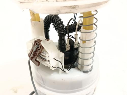 Fuel pump RENAULT CAPTUR I (J5_, H5_) 0.9 TCe 90 | BP37240376M76 - Image 4