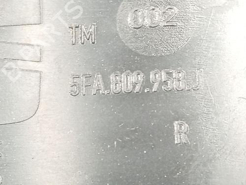 Wheel arch CUPRA LEON Sportstourer (KL8, KU8, KUD) 1.5 eTSI | BP30881406C56