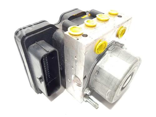 Used ABS pump RENAULT CLIO IV (BH_) 1.5 dCi 75 (75 hp) 8822879