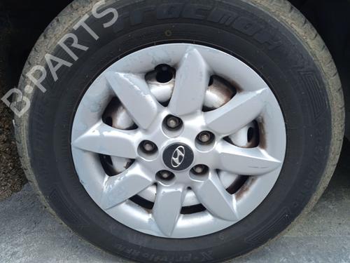 Right headlight HYUNDAI H-1 / STAREX Bus (A1) 2.5 CRDi | BP19775985C29 