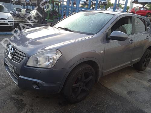 Left headlight NISSAN QASHQAI I (J10, NJ10) 2.0 dCi | BP28113597C28 