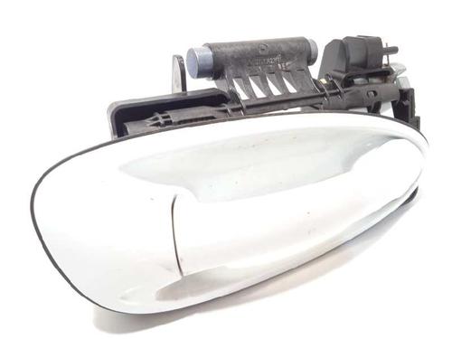 front-right-exterior-door-handle-porsche-panamera-970-48-gts-97053706404-2009-2010-2011-2012-2013-2014-2015-2016-2017-15289174 main image