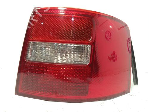 Høyre baklys AUDI A6 C5 Avant (4B5) 2.5 TDI (150 hp) 20330610