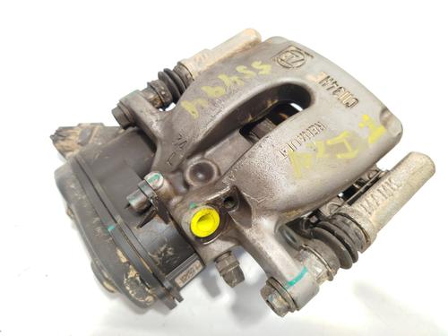left-rear-brake-caliper-renault-arkana-i-lcm_-ldn_-2019-25489317 main image