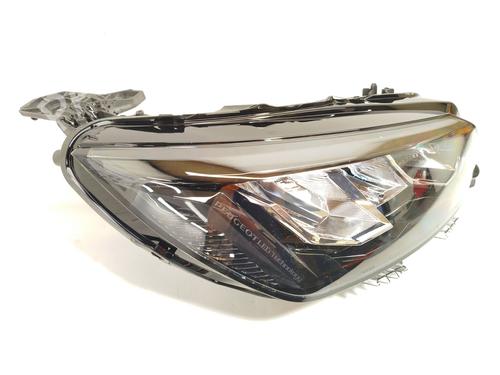 Used Right headlight PEUGEOT 208 II (UB_, UP_, UW_, UJ_) [2019-2025]  29309317