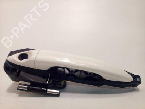 Used Front left exterior door handle Front left exterior door handle 4930616 4930616