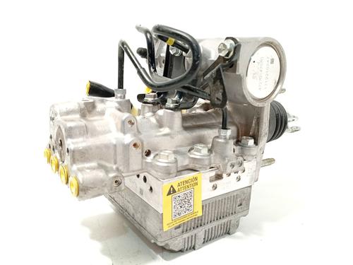 ABS Bremseaggregat TOYOTA YARIS (_P13_) 1.5 Hybrid (NHP130_, NHP130) (101 hp) 31313571