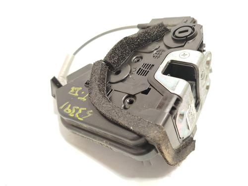 rear-left-lock-kia-stonic-yb-2017-27375313 main image