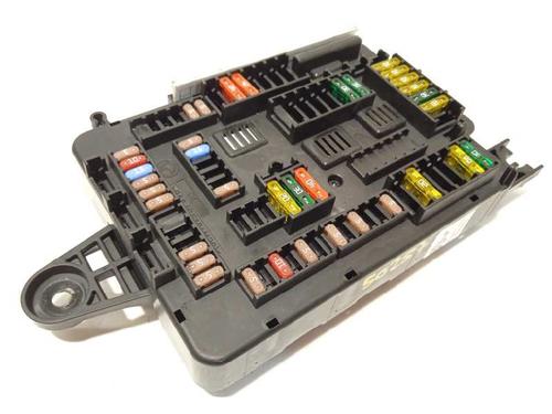 Used Fuse box Fuse box 13211425 13211425
