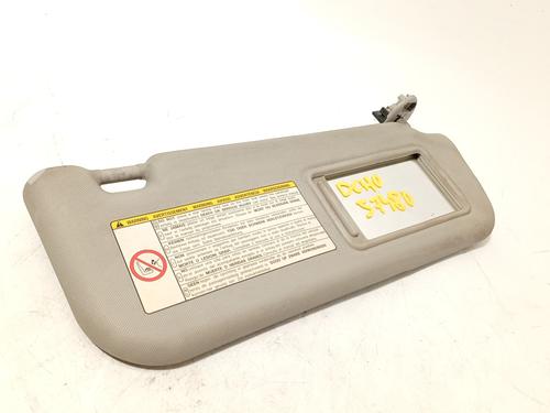 Used Right sun visor Right sun visor 32698667 32698667