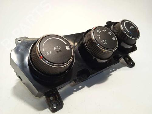 Used Climate control Climate control 6786390 6786390