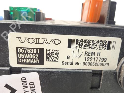Fuse box VOLVO XC90 I (275) D5 AWD | BP21517815E1 