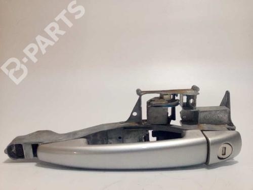 Used Front left exterior door handle PEUGEOT 208 I (CA_, CC_) 1.6 HDi / BlueHDi 75 (75 hp) 4823523