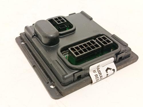 electronic-module-vw-passat-b6-3c2-2005-2006-2007-2008-2009-2010-2011-36500667 main image