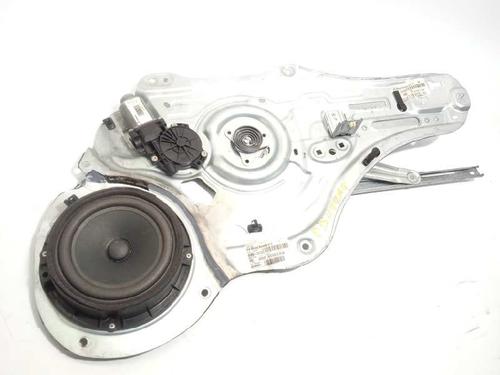 Elevalunas delantero derecho KIA SPORTAGE III (SL) 1.7 CRDi (116 hp) 11696108