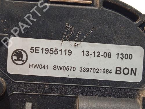 Front wiper motor SKODA OCTAVIA III (5E3, NL3, NR3) 1.6 TDI | BP21093342M29 