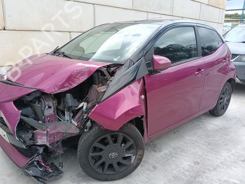 Brugte TOYOTA AYGO (_B4_)  1.0 VVTi (KGB40)  4750895